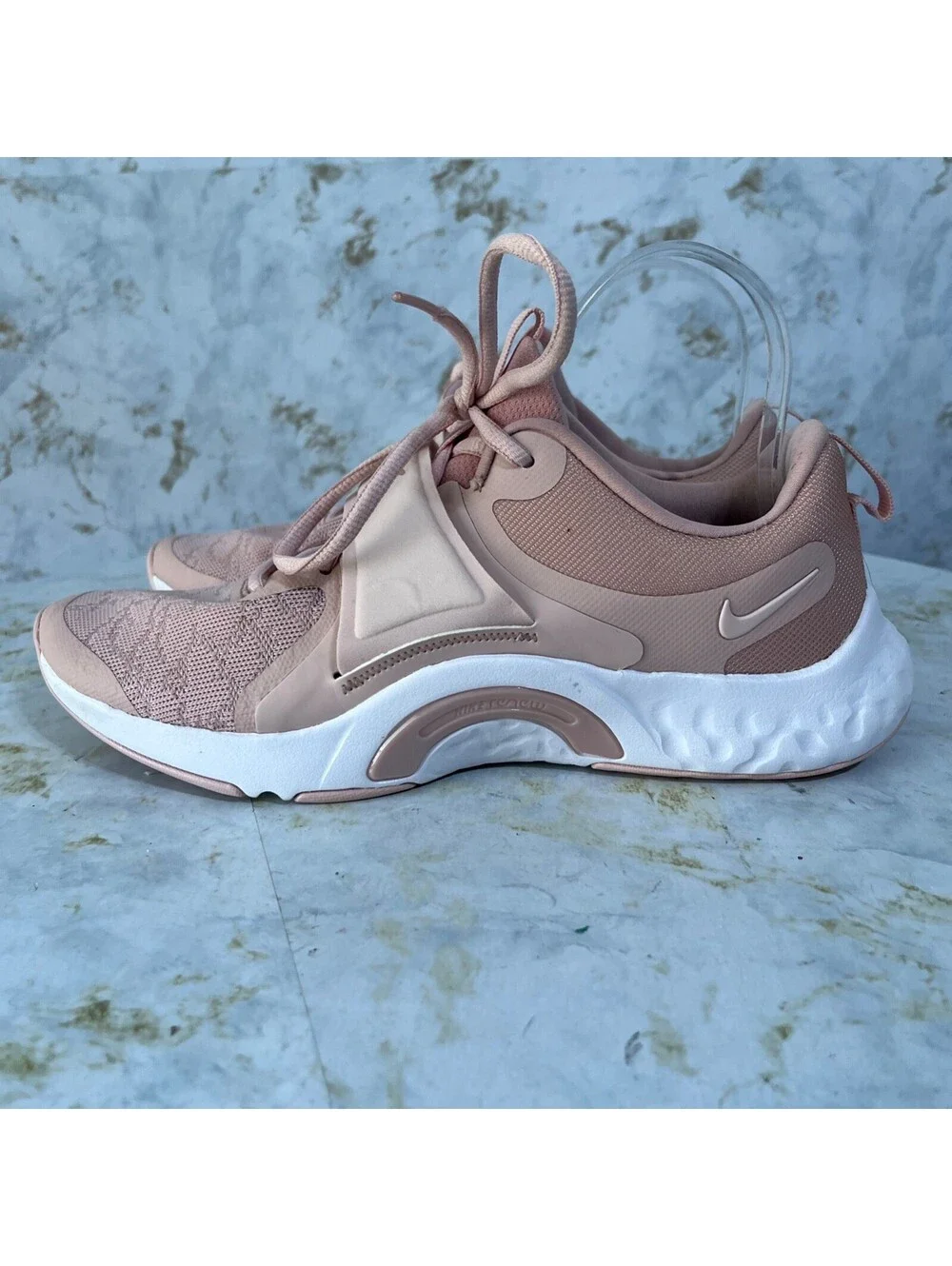 Nike In-Season TR 12 Women's Size 9 Running Shoes Pink Athletic Trainer Sneakers
